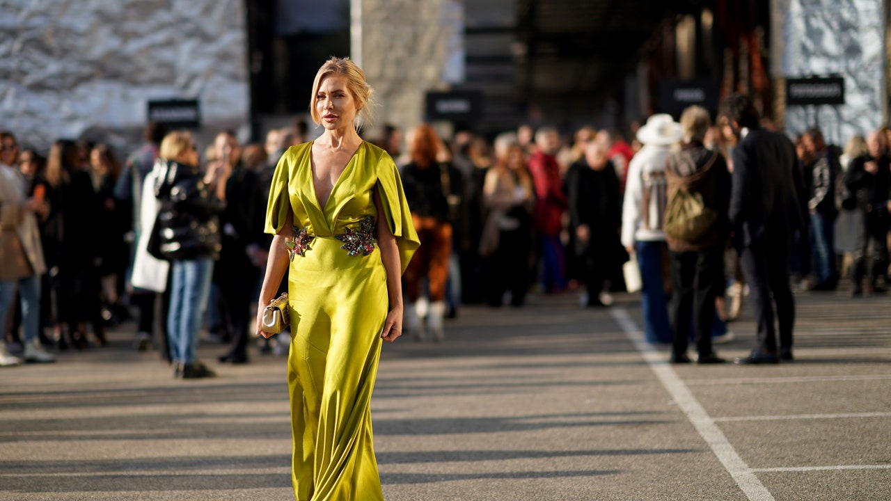 10% Off Mac Duggal Discount Code | June 2025