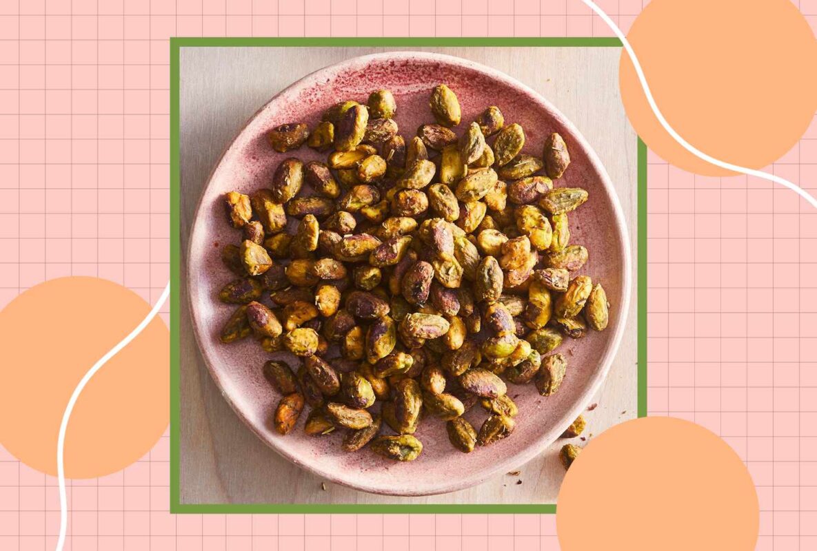 3 Nuts with More Protein Than an Egg