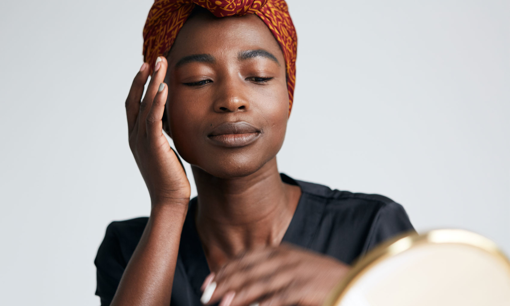 A Cosmetic Chemist On Why Blue Tansy Is A+ For Stressed Skin