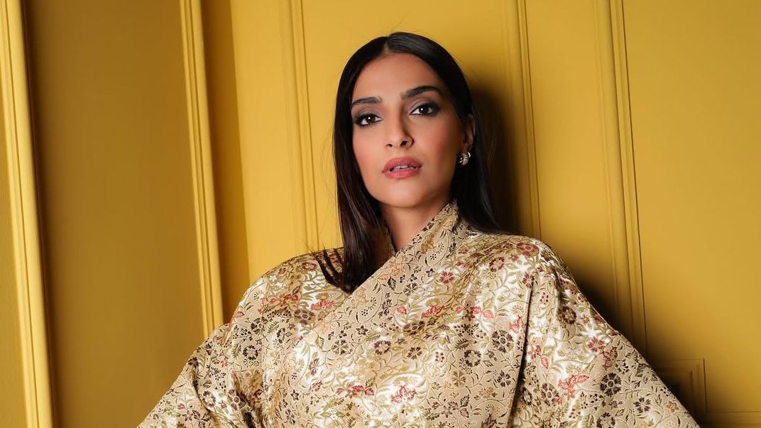At the Serpentine Summer Party, Sonam Kapoor Ahuja wore a kimono-inspired look by Dior