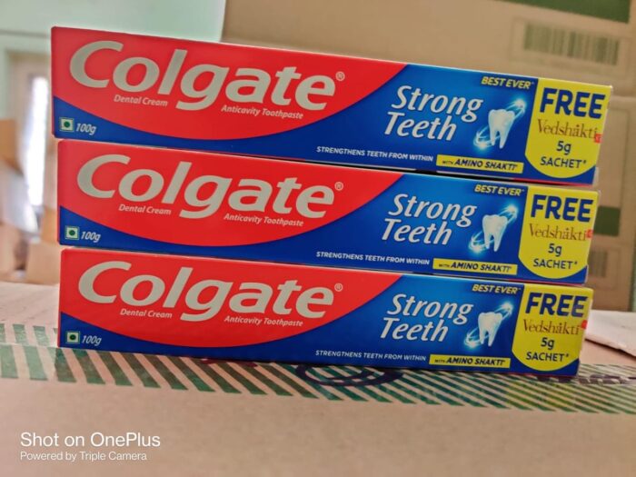 Colgate Toothpaste Dental Cream Strong Teeth - 100Gm (Pack of 3)