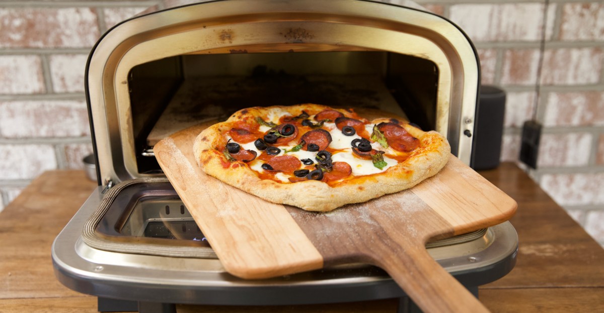 Current Model P Smart Pizza Oven review: smart tech, crispy crusts
