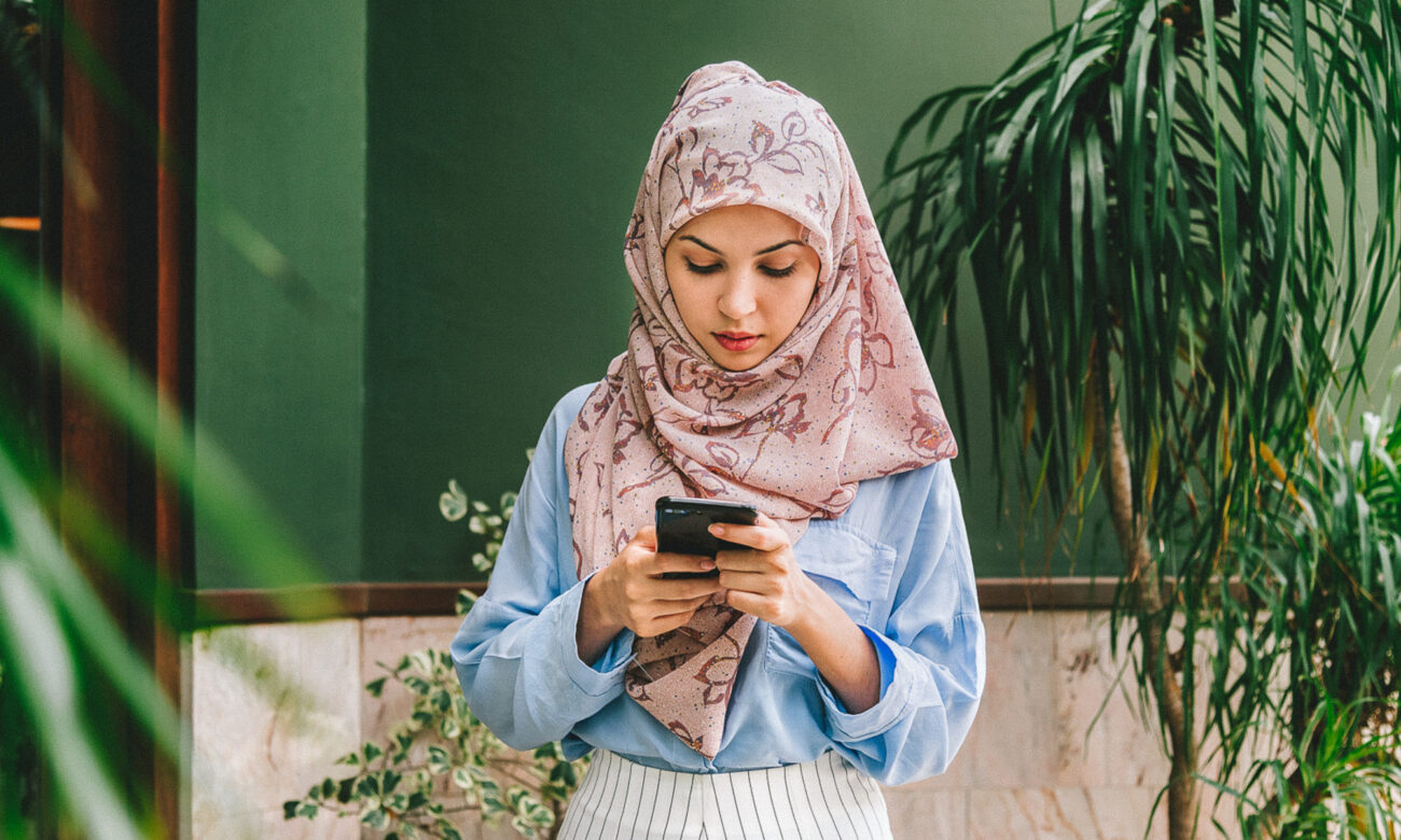 Do You Have Digital Dementia? A Memory Coach Explains