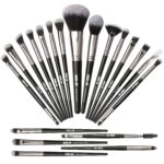MAANGE Makeup Brush Set 20 Pcs Foundation Eyeshadow Blush Brush Kabuki Blending Concealers Face Powder Eye Make Up Brushes Set Kit (Black Silver)