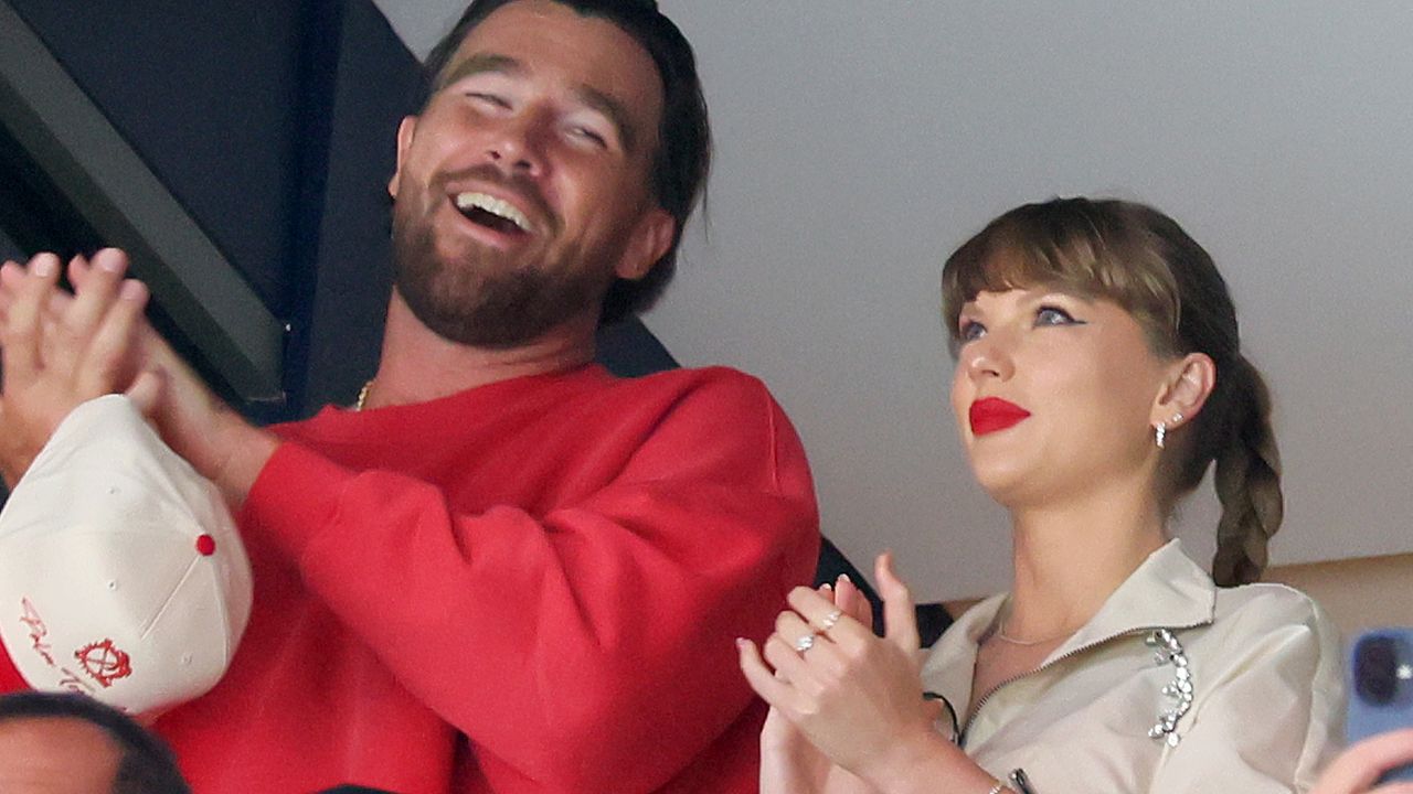 Taylor Swift Made My Go-to Gym Hairstyle Look So Good for Date Night
