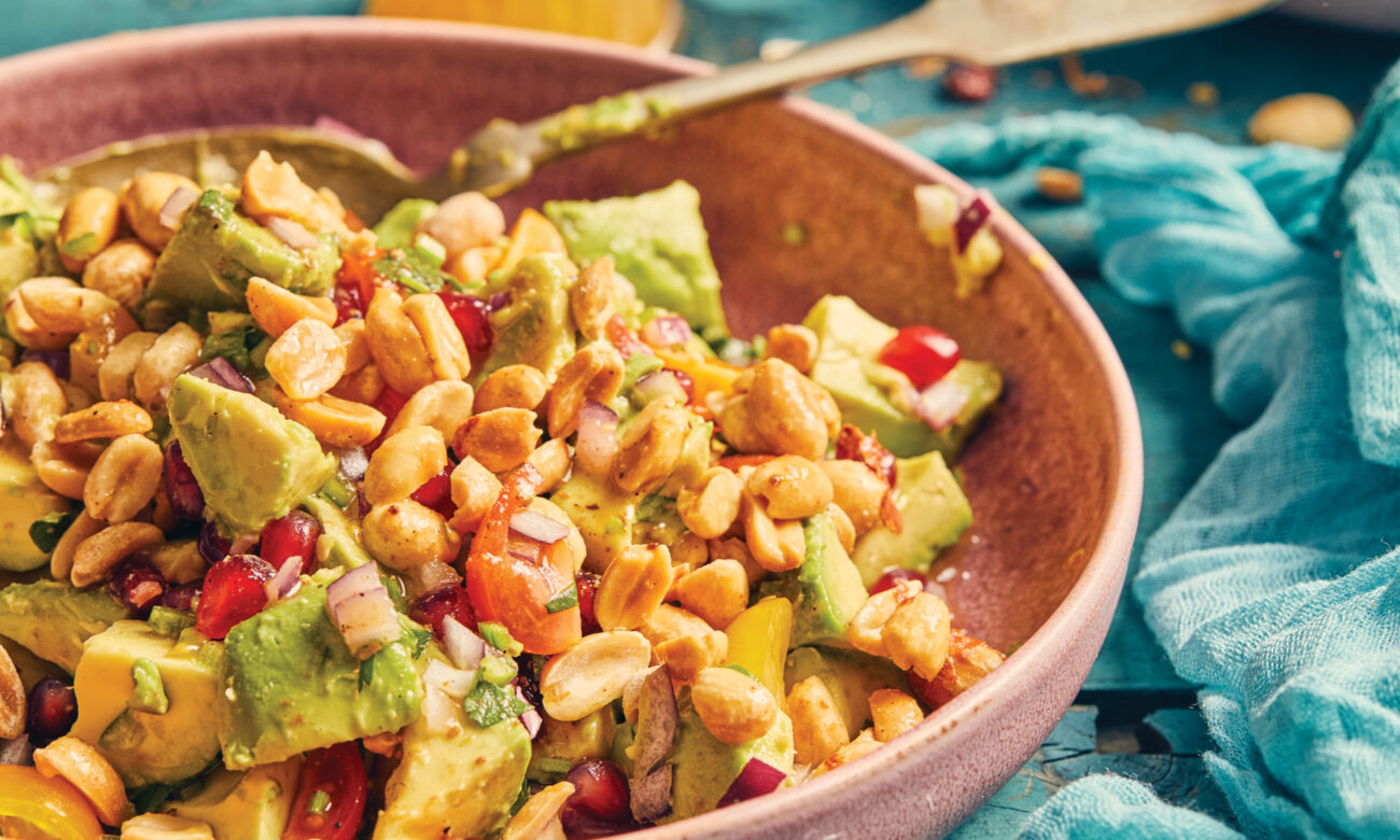 This Refreshing One-Bowl Salad Packs A Citrus Twist