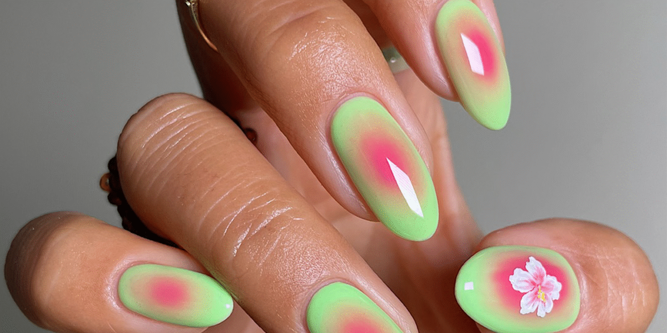 16 Guava Nail Ideas That Prove It’s the Perfect Summer Pink