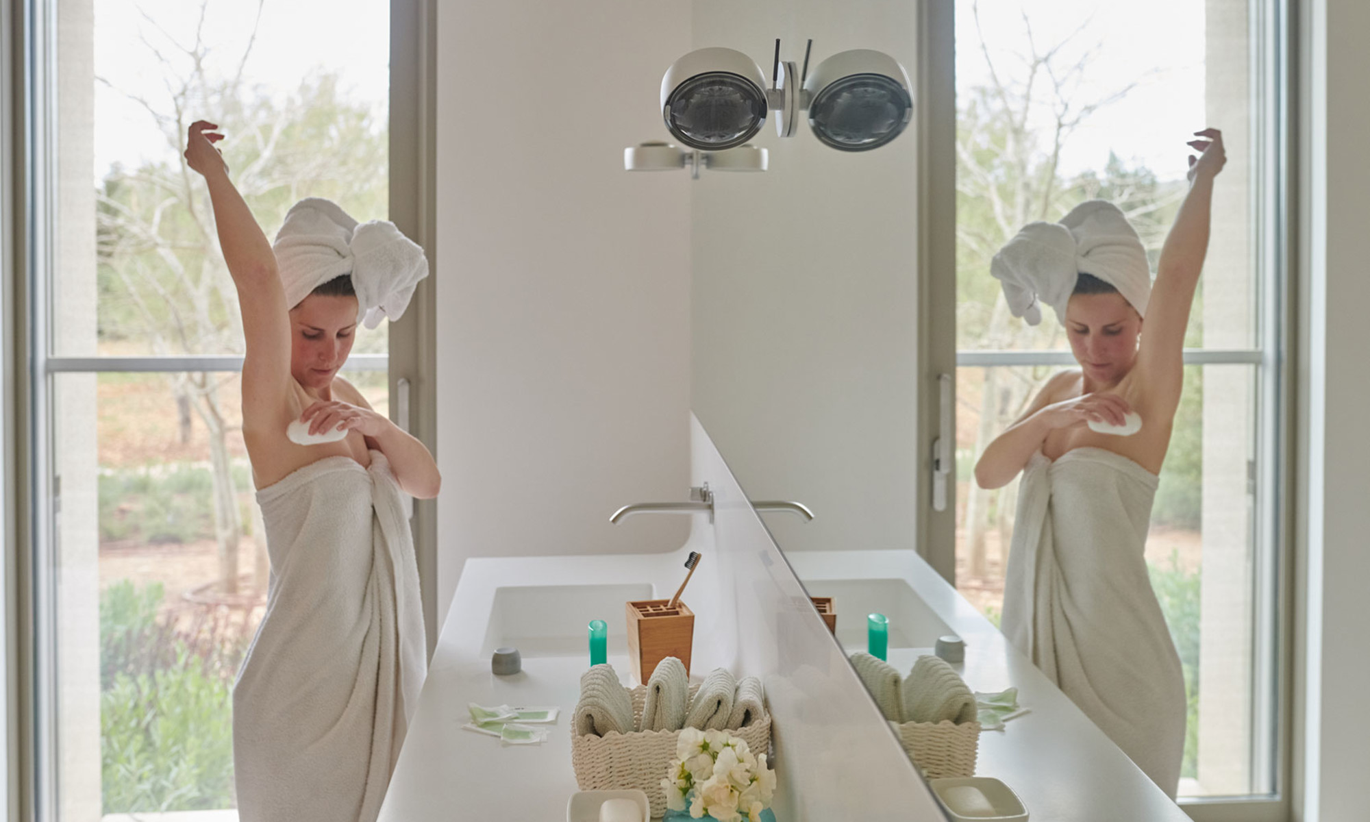 3 Collagen-Restoring Habits To Add To Your Morning Routine, Stat