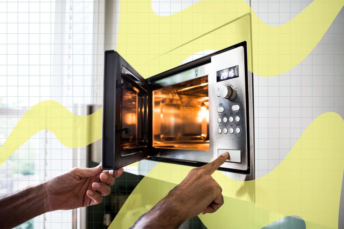 8 Foods You Should Never Put in the Microwave