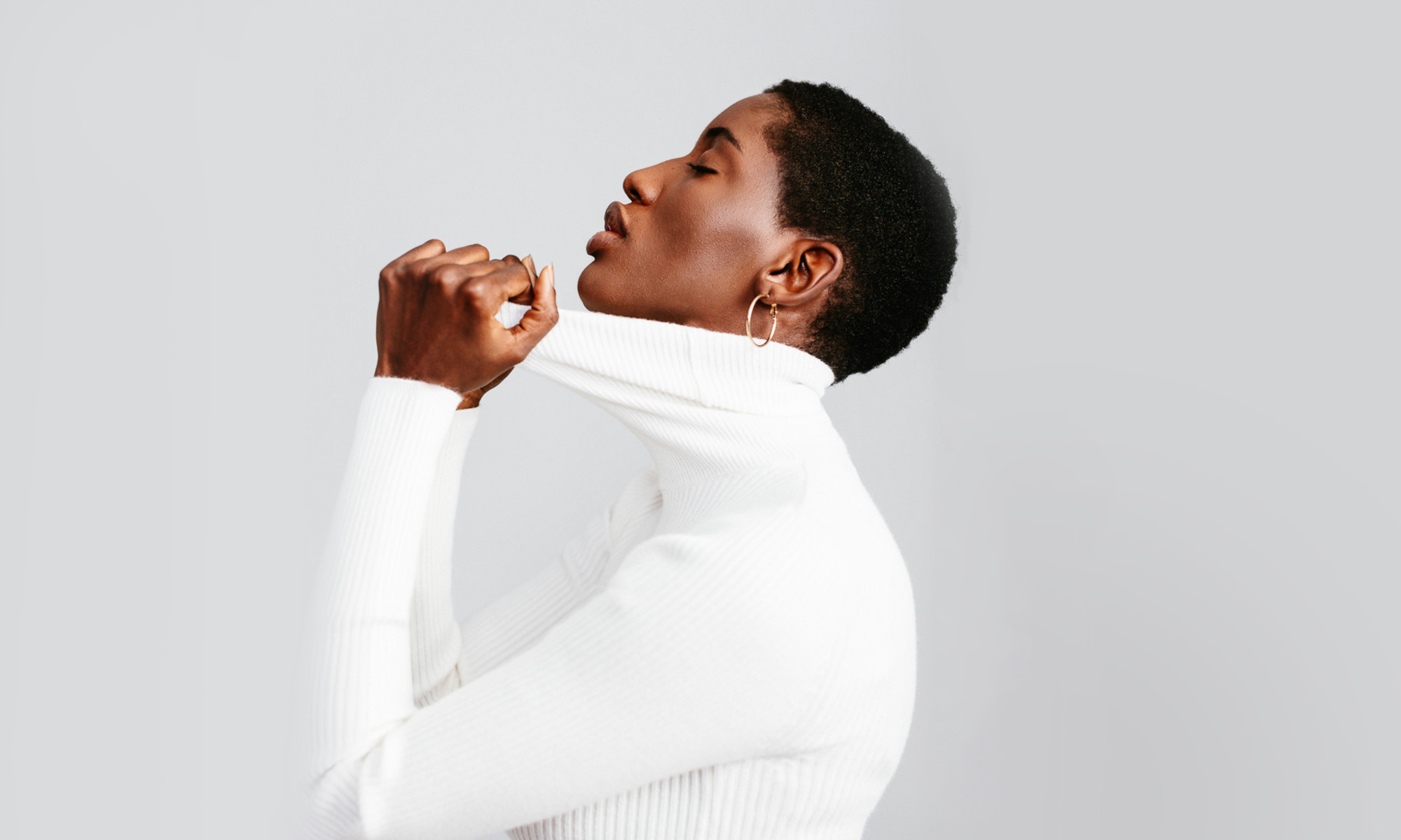 A Breathing Expert On How Short Inhales Can Help Panic Attacks