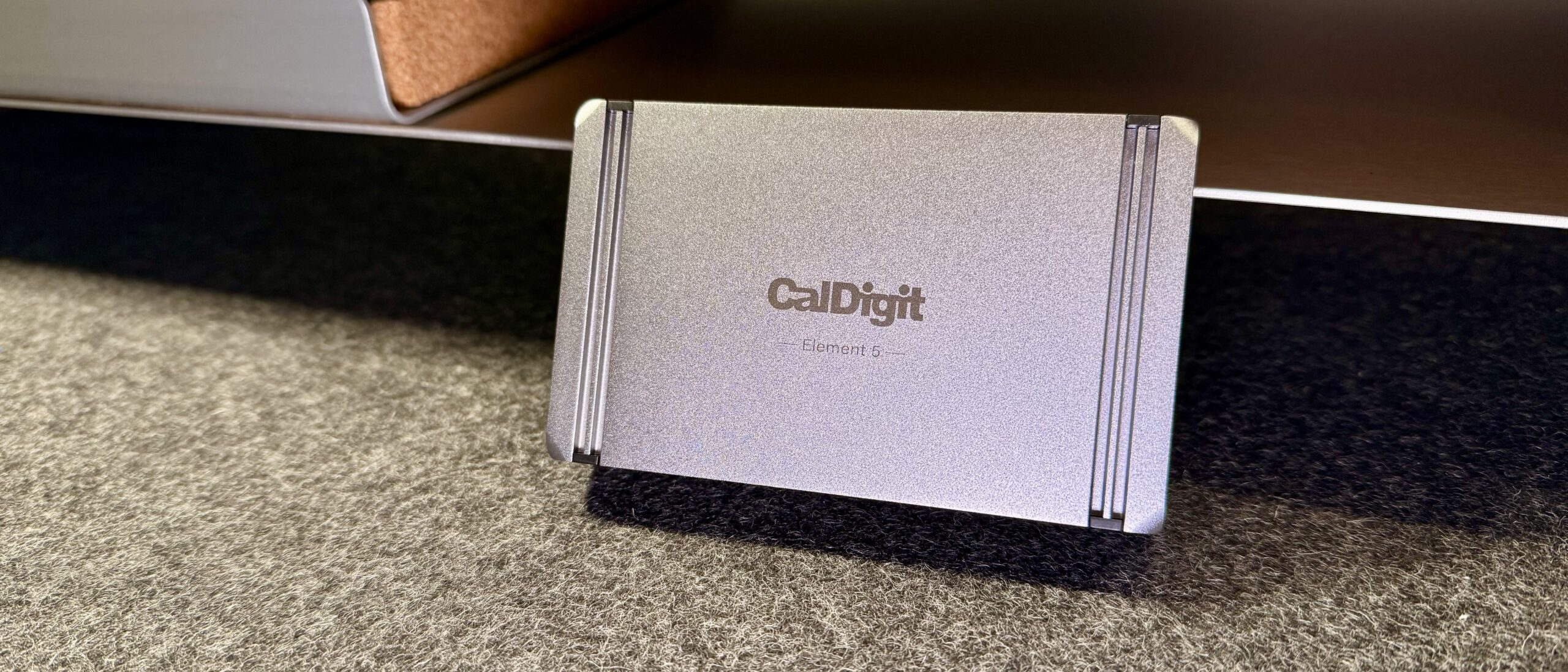 CalDigit