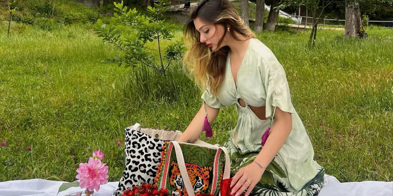 Canvas Totes Have Gotten a Refresh for East Coast Summer