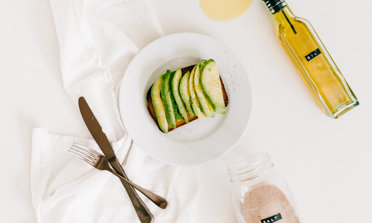 Here's What You Can Expect From Eating One Avocado A Day