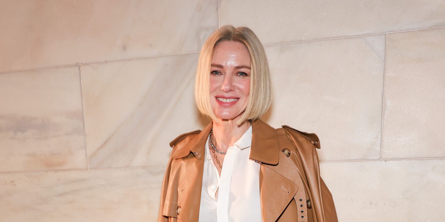 Naomi Watts Swapped Her Blonde Bob For a Jackie Kennedy-Brunette Lob