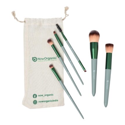 Organic Makeup Brush Set by Now, 6 Pieces with Wood Handles and Natural Hairs, for Face and Eye Makeup. Free Makeup Sponge
