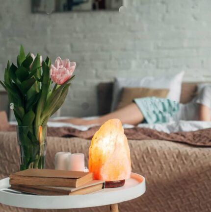 RUDRA CRYSTAL PRODUCTS 3-4 Kg Real Himalayan Natural Rock Salt Lamp Air Purifier Ionizer Pink Crystal Light Candle Salt Lamp Glow Stone Lamps for Harmony Wellness Vaastu Feng Shui Pack of 1