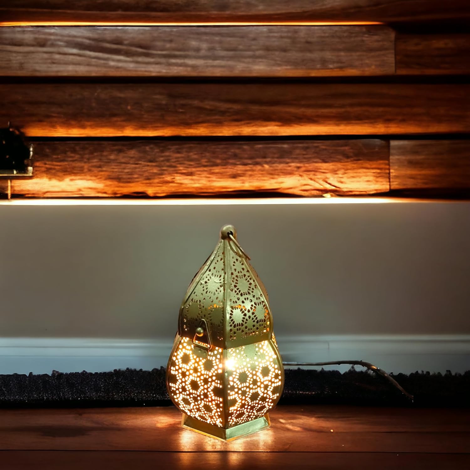 Ruvi Handicraft Aroma Kalash Diffuser Cum Lamp Fragrance Humidifier Aroma Oil & Camphor Burner for Office, Home Decor, Therapy - Galvanized Metal with Golden Finish