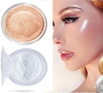 Shimmery shiny powdery face & body highlighter powder Highlighter