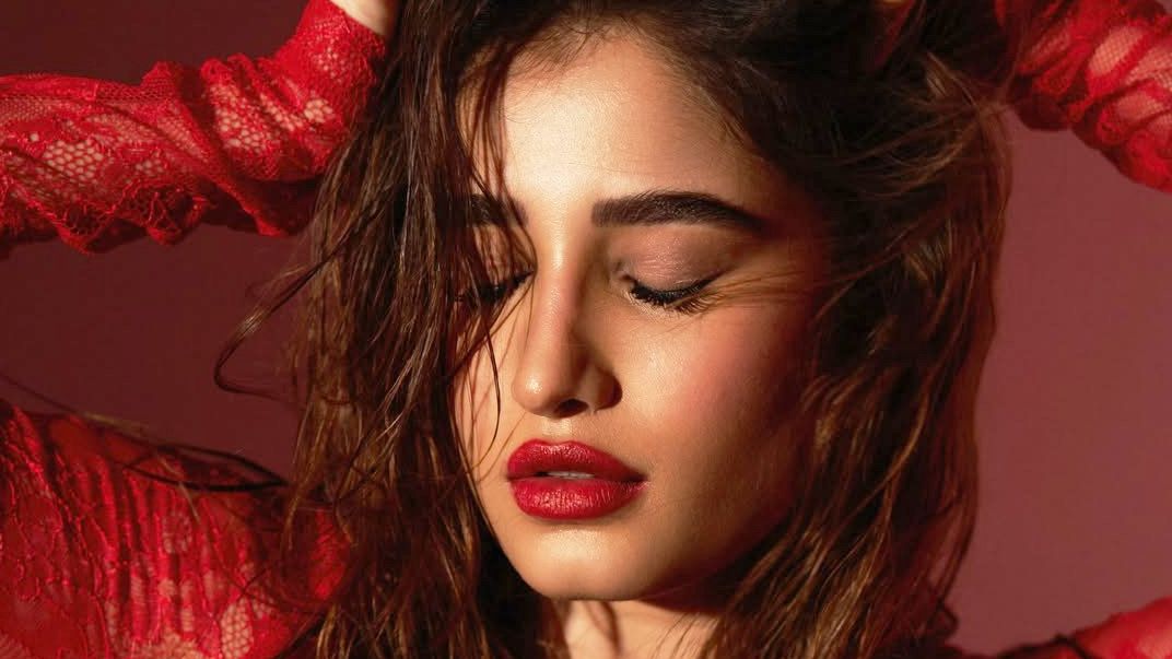 Shraddha Kapoor went fresh-faced, Rasha Thadani turned up the drama in this week’s best beauty looks