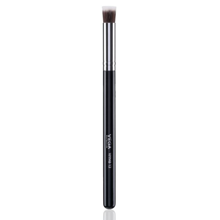 VEGA PROFESSIONAL Precise Flat Kabuki Brush, Soft Bristles, Copper Furrele, Wooden Handle, (VPPMB-13)