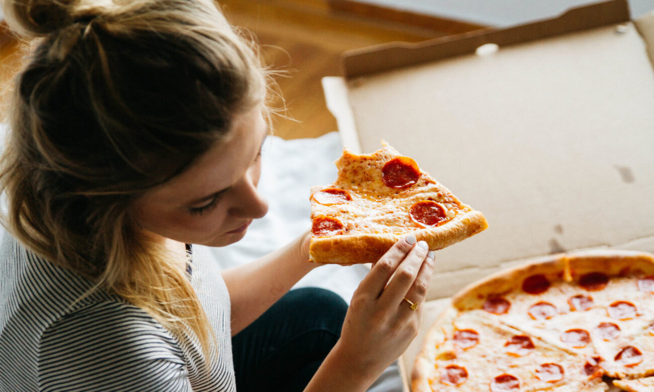 What To Eat (& What To Avoid) To Lower Alzheimer's Risk