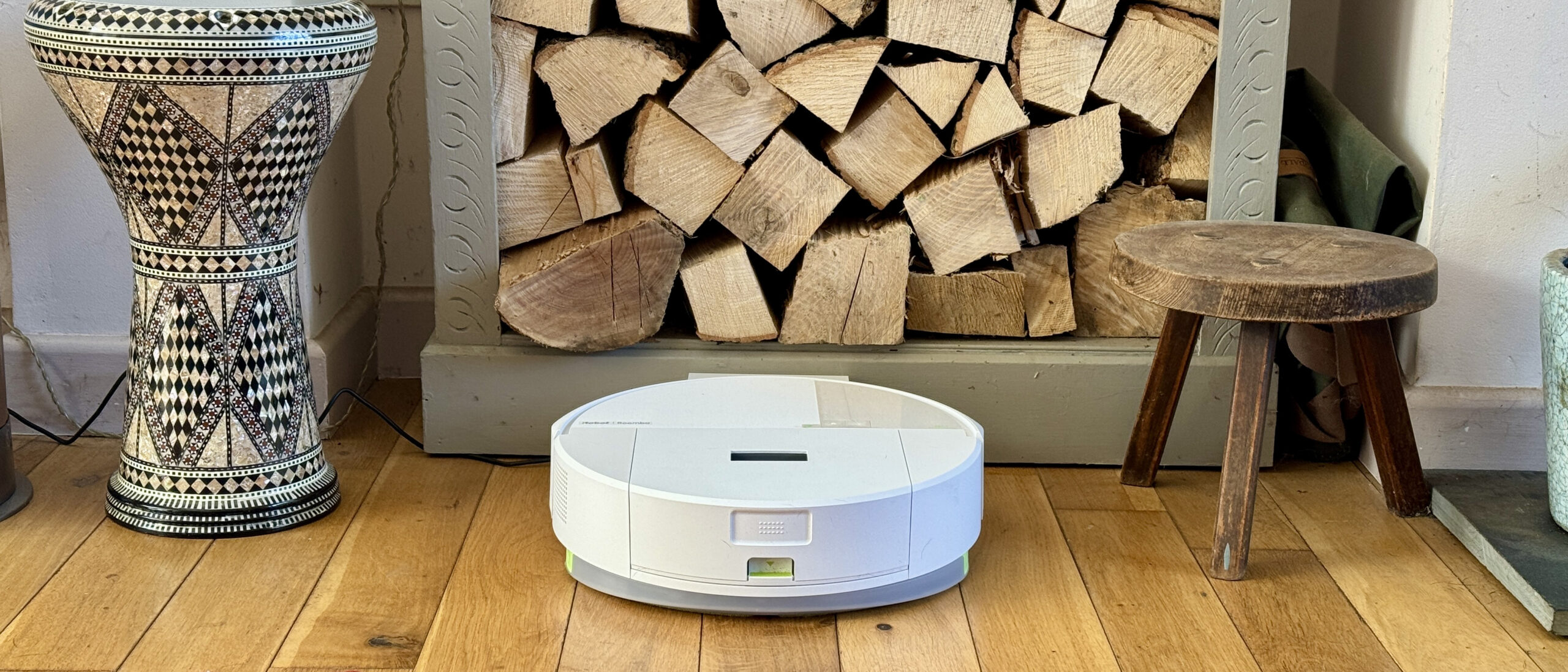 iRobot Roomba 205 DustCompactor Combo robot vacuum in reviewer's home