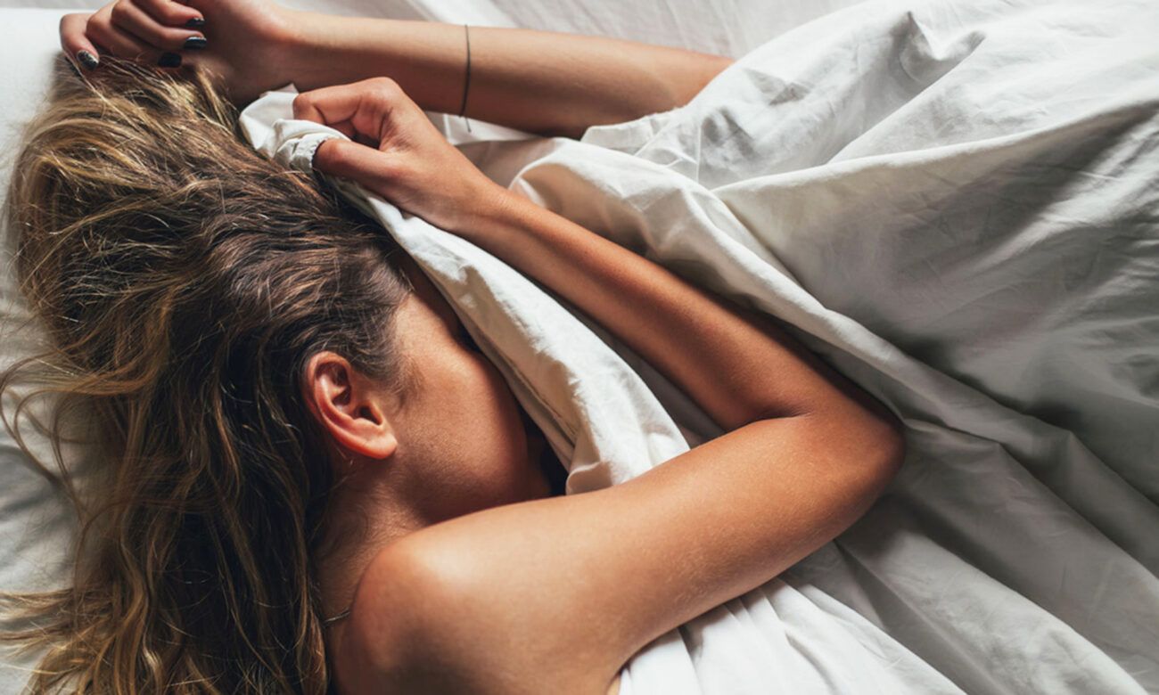 5 Things That Make Your Sleep Score Plummet & How To Get It Back On Track