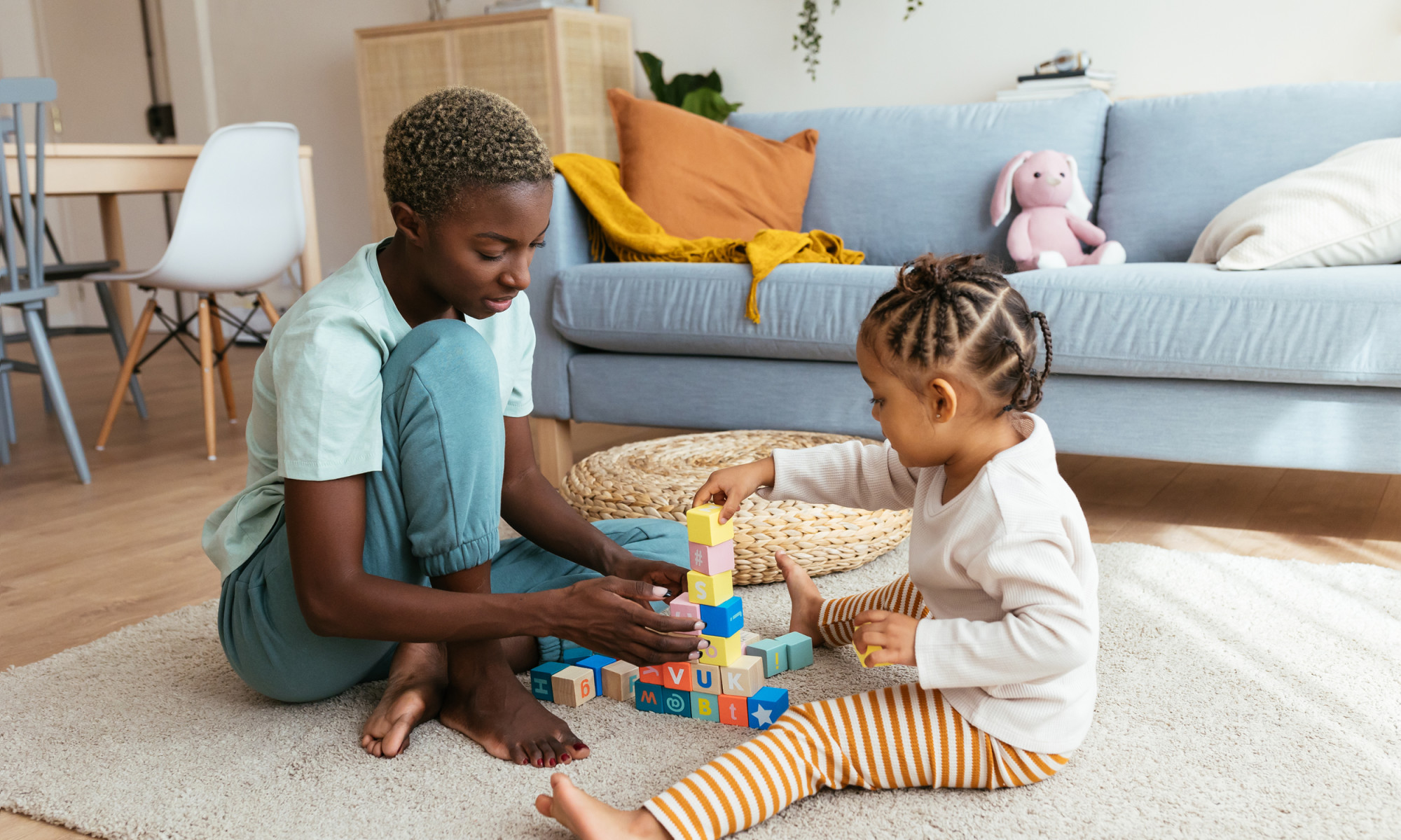 Constructive Play: Benefits, Types & 7 Expert Tips