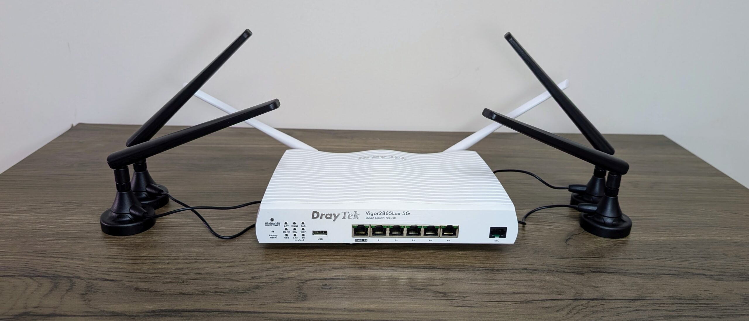 DrayTek Vigor2865Lax-5G 21 by 9