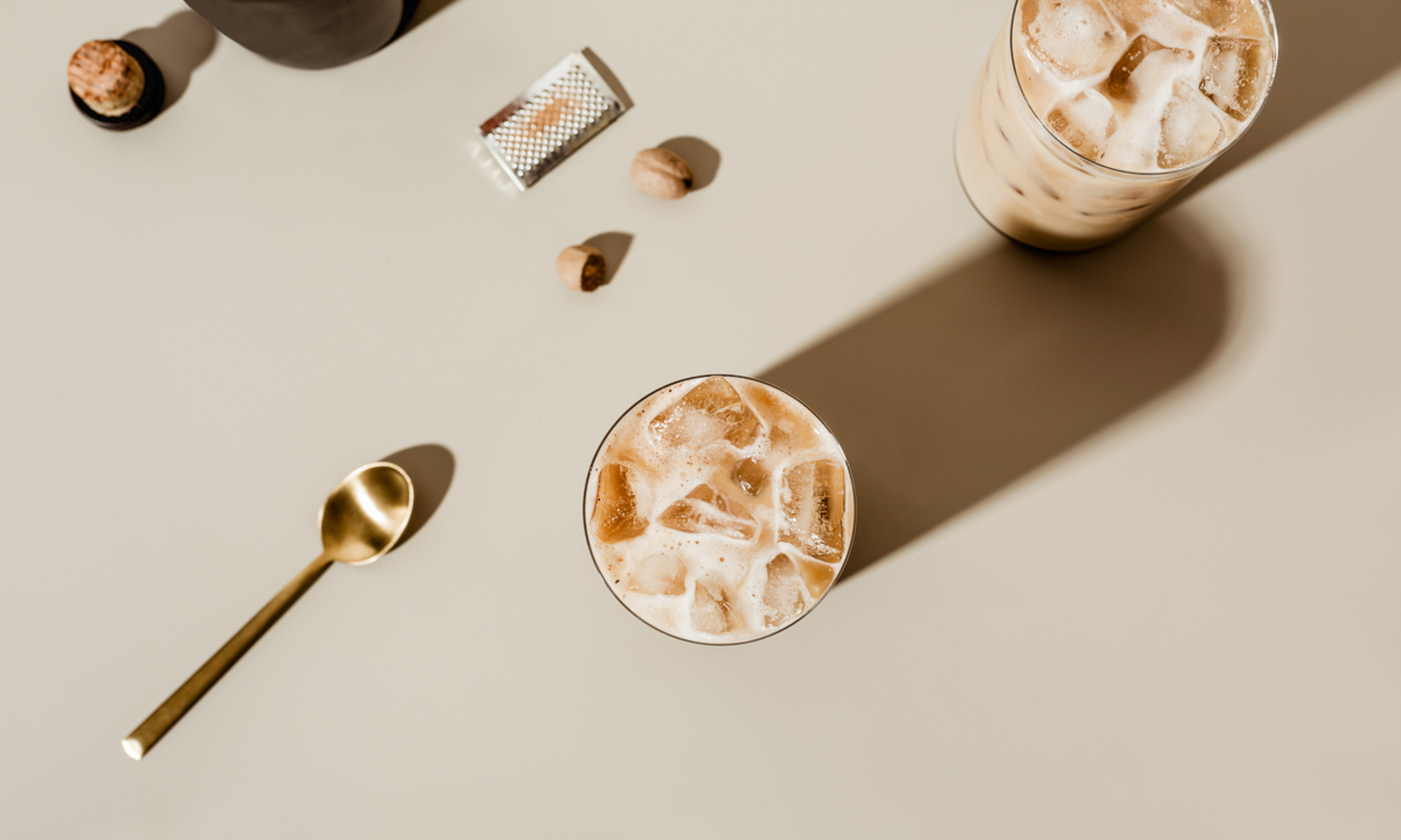 How To Make An Iced Tea Refresher With Collagen Cold Foam