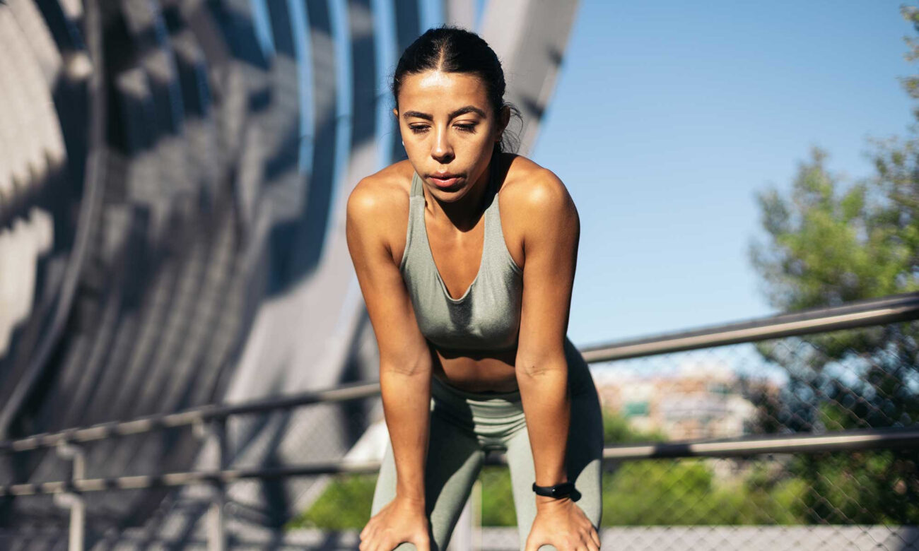 Is Your VO2 Max Low? Here's 3 Signs It Could Be, From An Expert