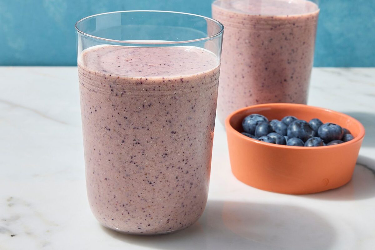 Mango-Blueberry Chia Seed Smoothie