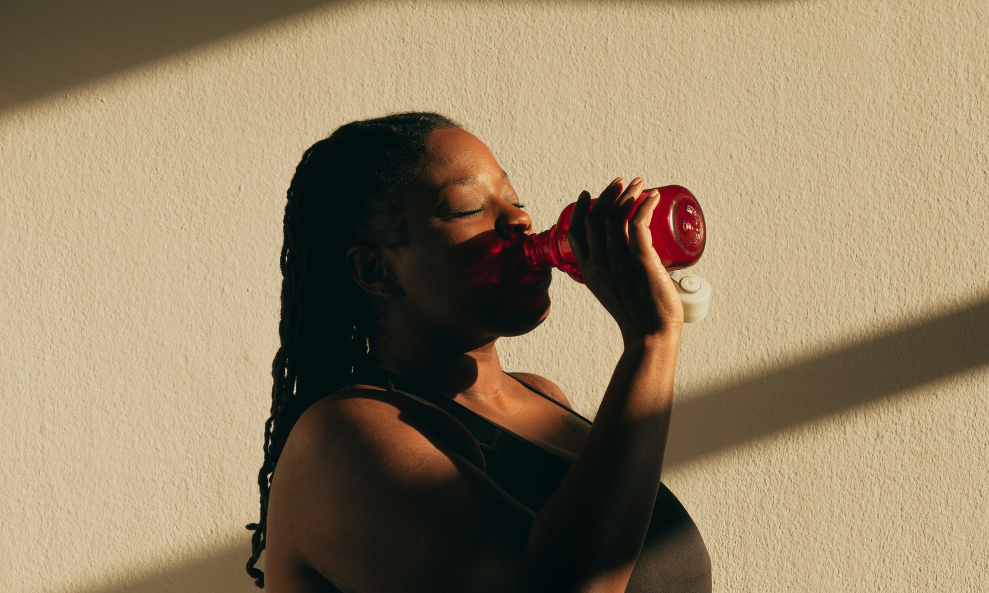 PSA: These 3 Types Of People Need Vitamin D Supplements The Most