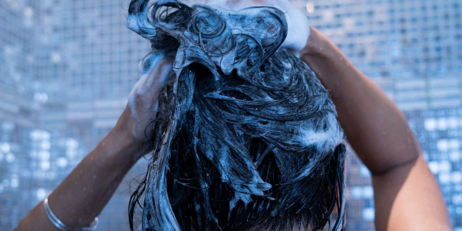 This Avalon Organics Shampoo Makes Thin Hair Feel Thicker