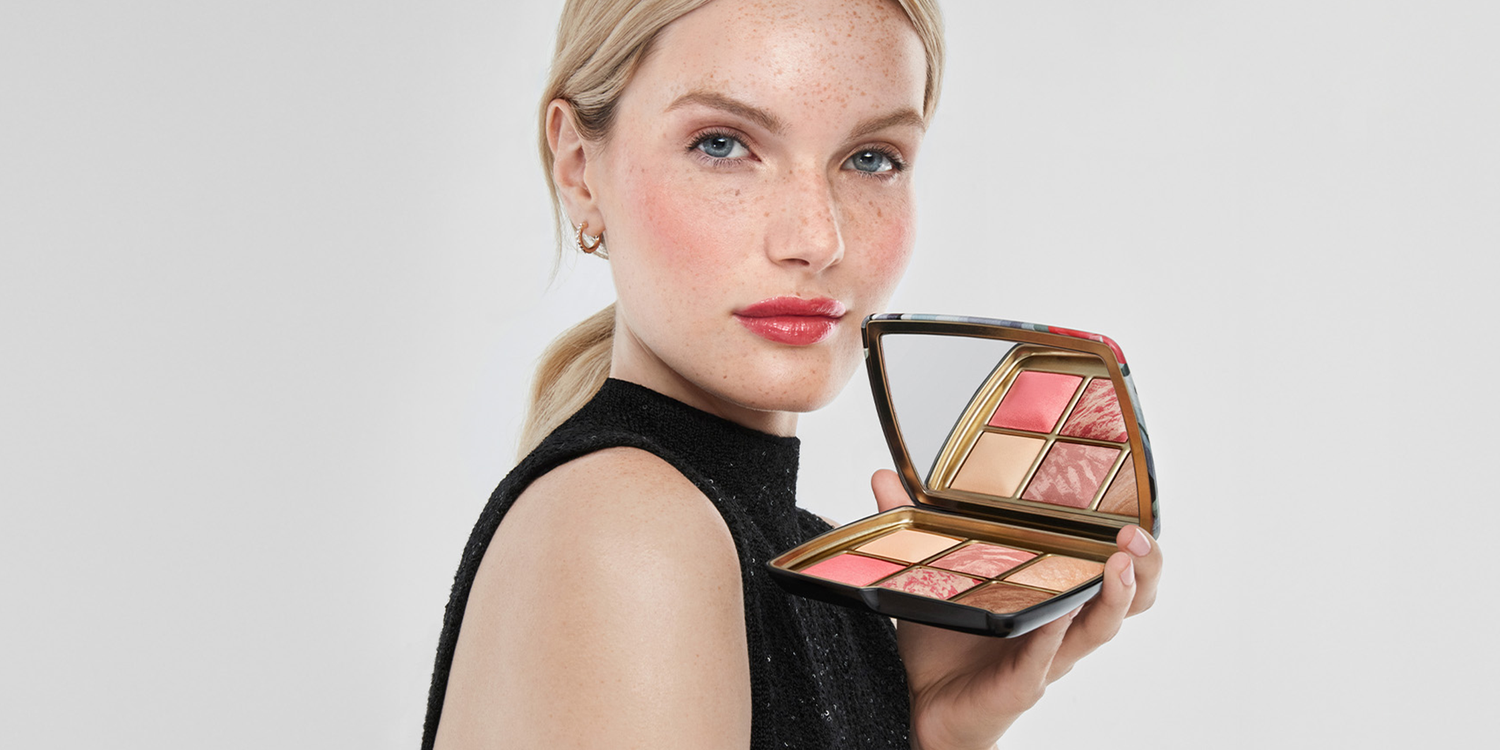 You Only Have One Day to Grab the New Hourglass Holiday Palette