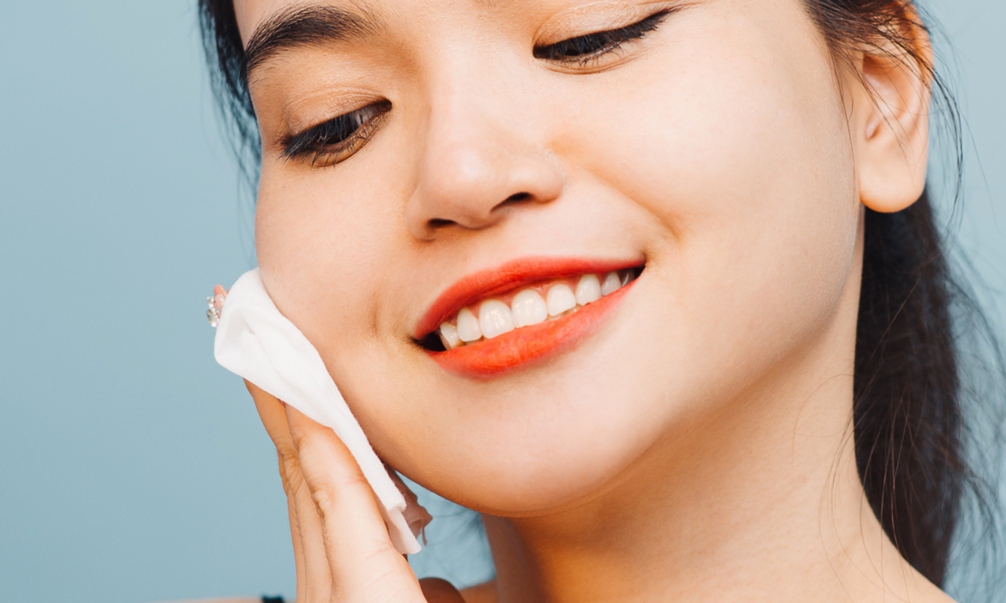 The 7 Skin Method: 3 Simple Steps For Plump, Bouncy Skin