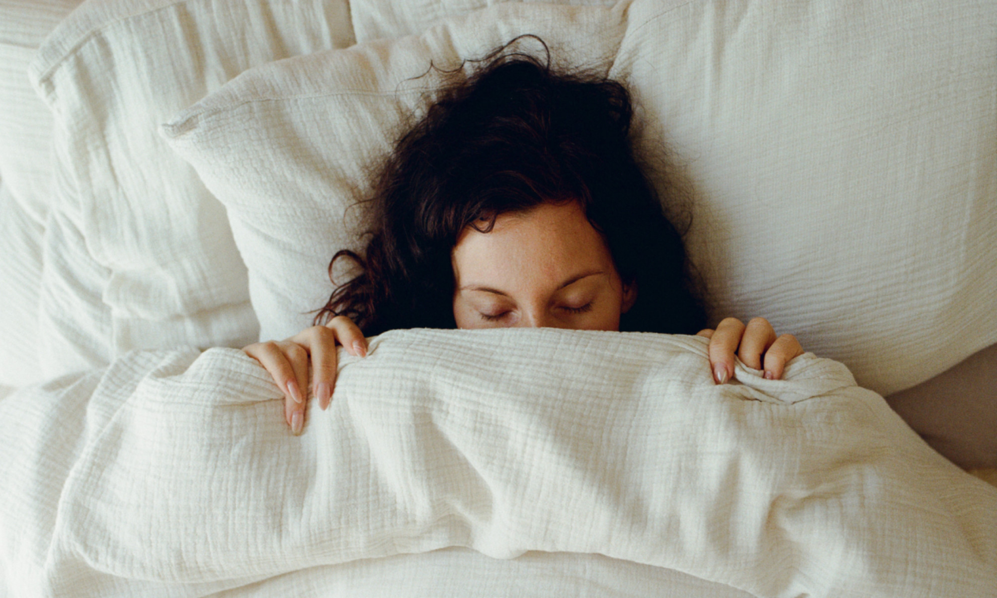 9 Menopause Symptoms That HRT Helps Manage, According To MDs