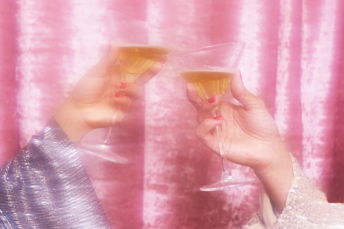 Am I Allergic to Alcohol? 9 Signs You Might Be