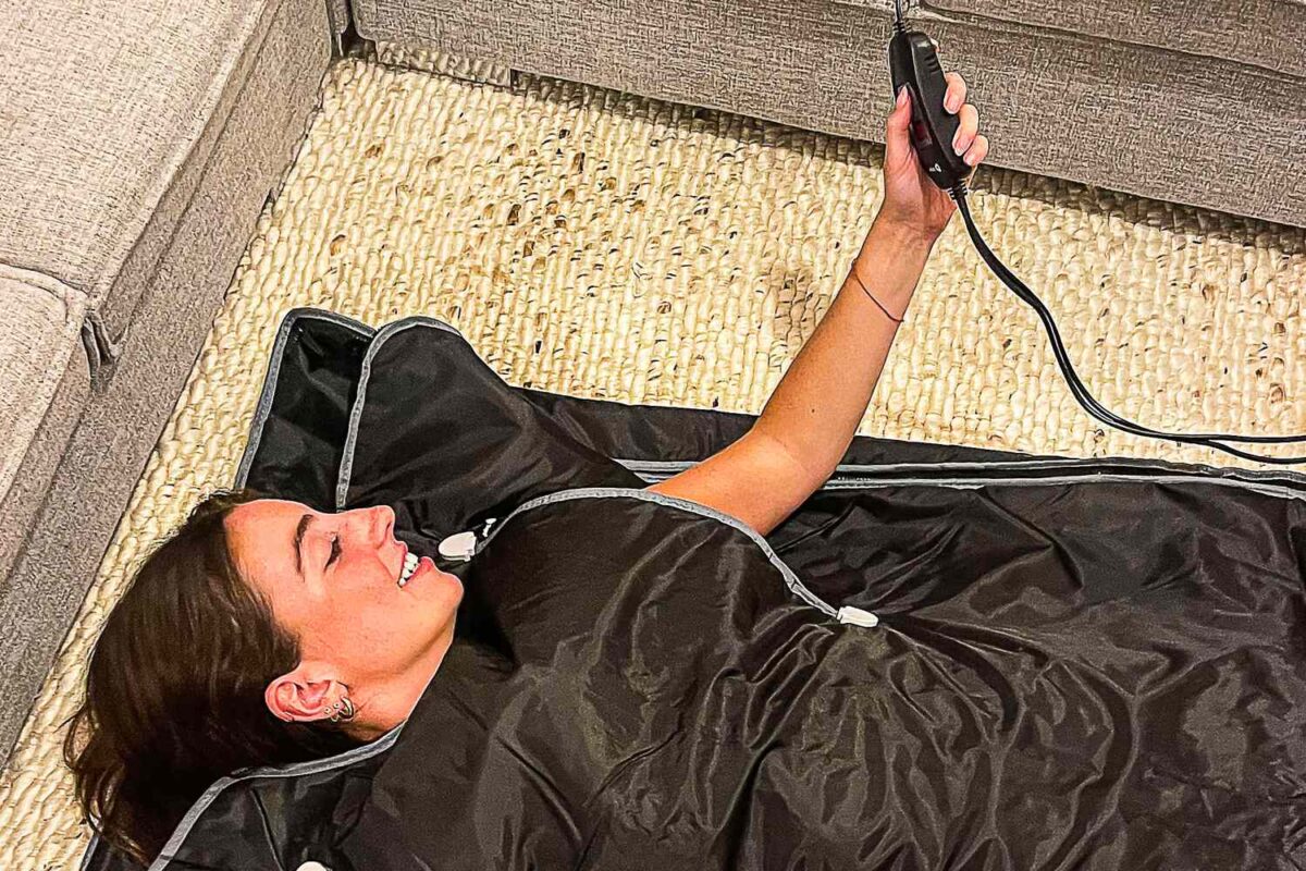 The Best Infrared Sauna Blankets, According to Testing & Expert Opinion